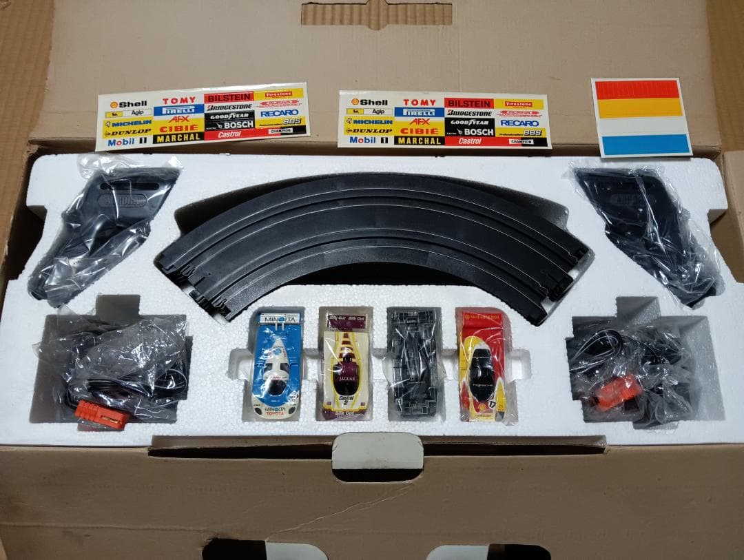 AFX 富士スピードウェイ四車線スロットレーシングセット