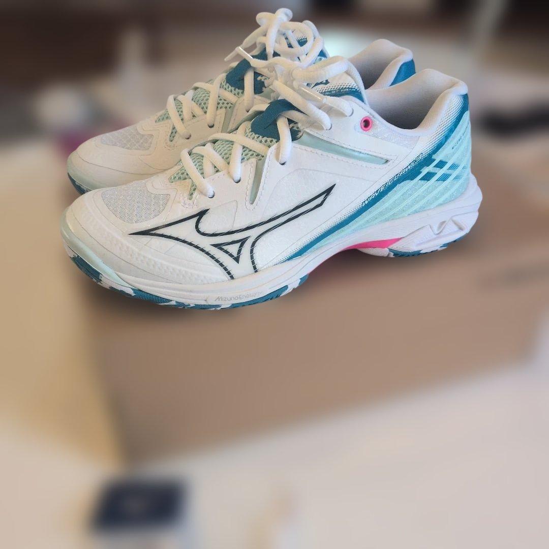 Mizuno ウェーブクロー3FIT22.5cm