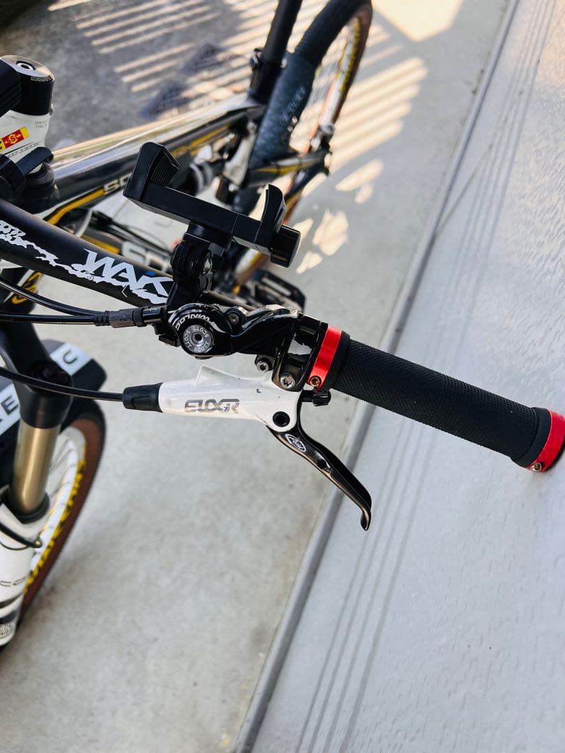 SCOTT SPARK 50 マウンテンバイク 26インチ (XC)
