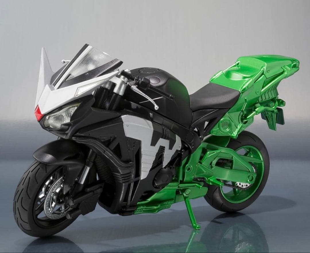 S.H.フィギュアーツ 仮面ライダーW ハードボイルダー
