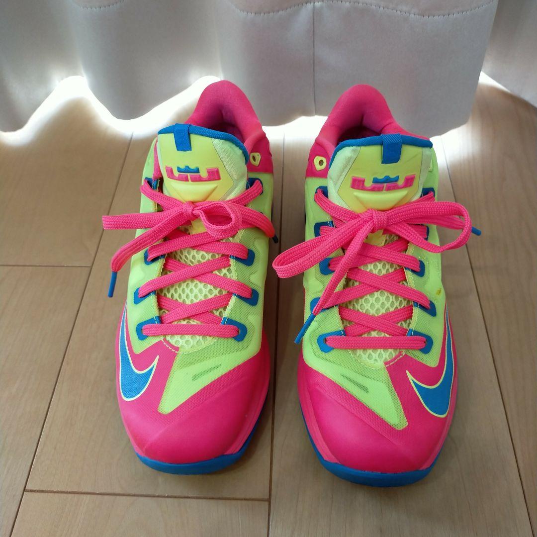 【24.5cm】Nike バスケットボールシューズ ピンク/イエロー　レブロン