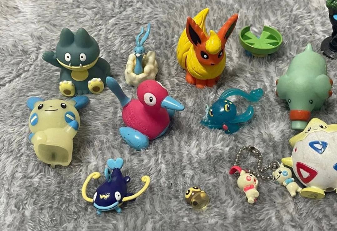 ポケモン16個まとめ売り　 モンコレ初期 フィギュア　フィギュア　ソフビ等当時物