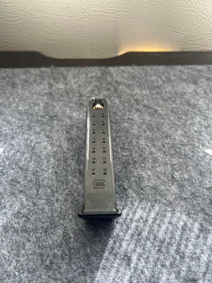 KSC GLOCK G18c ガスガン 専用ケース付き