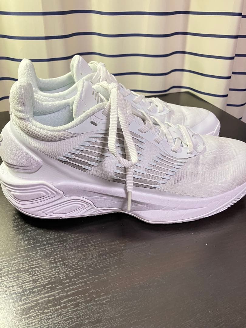 New Balance TWO WXY v5ホワイト 27.5 2E