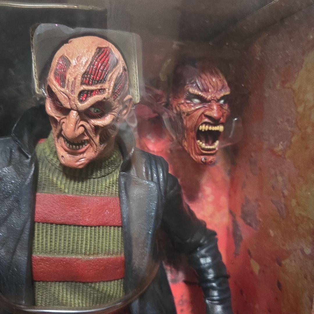 フレディ エルム街の悪夢 New Nightmare Freddy フィギュア