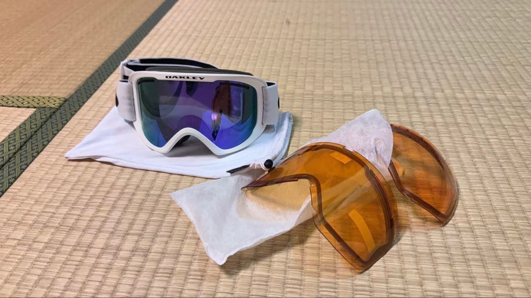 OAKLEY スキー・スノーボード用ゴーグル