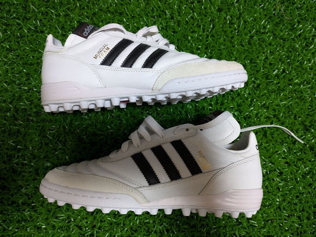 adidas 　MUNDIAL TEAM