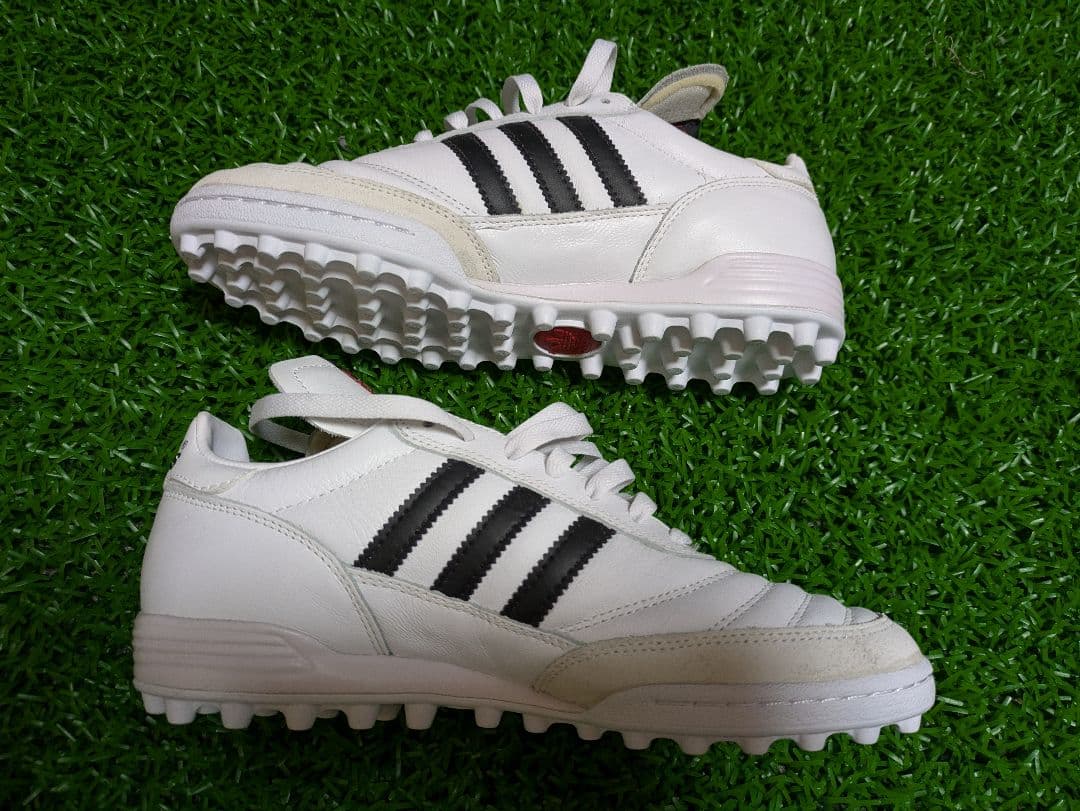 adidas 　MUNDIAL TEAM