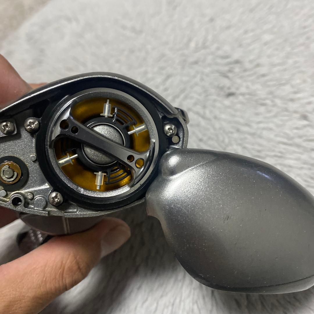 シマノ　07メタニウムMG7 右　zpiハンドル　機関良好