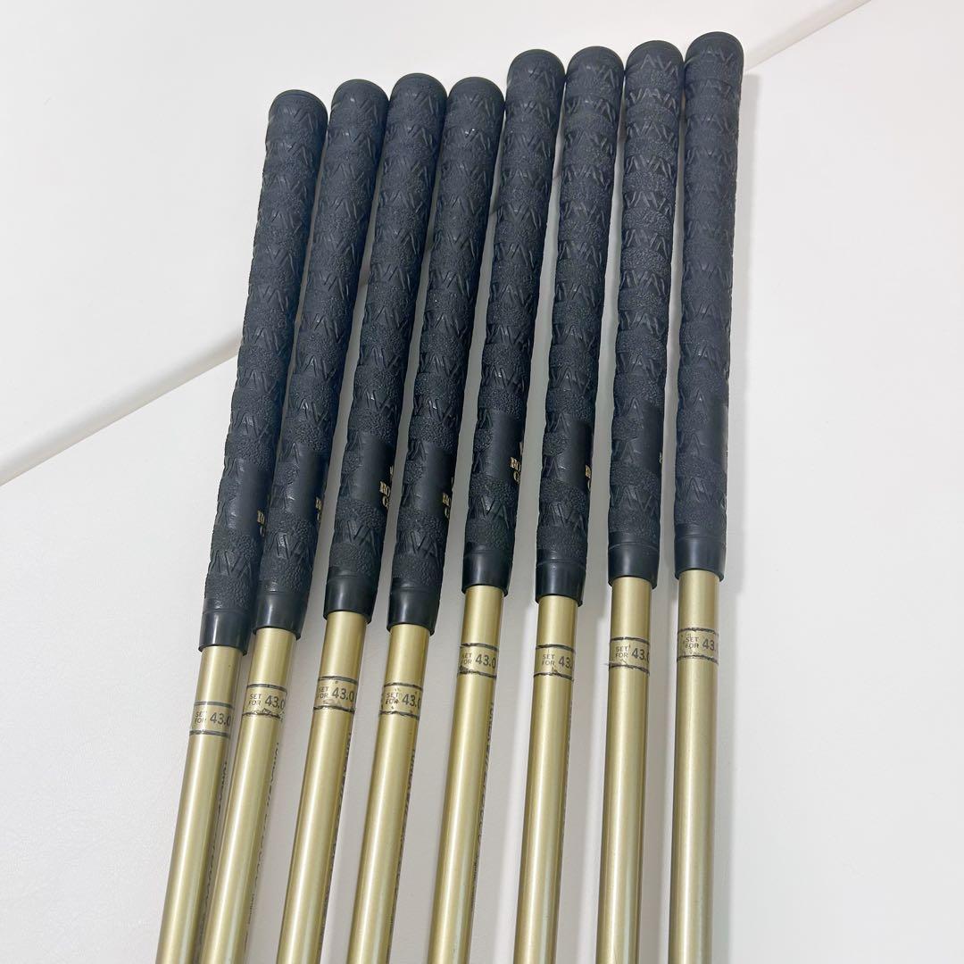 ヨネックス YONEX AERONAPRO アイアン 8本 GRIP