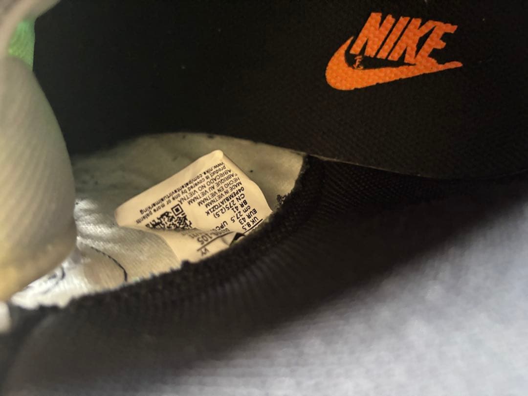 NIKEダンクハイパンダ