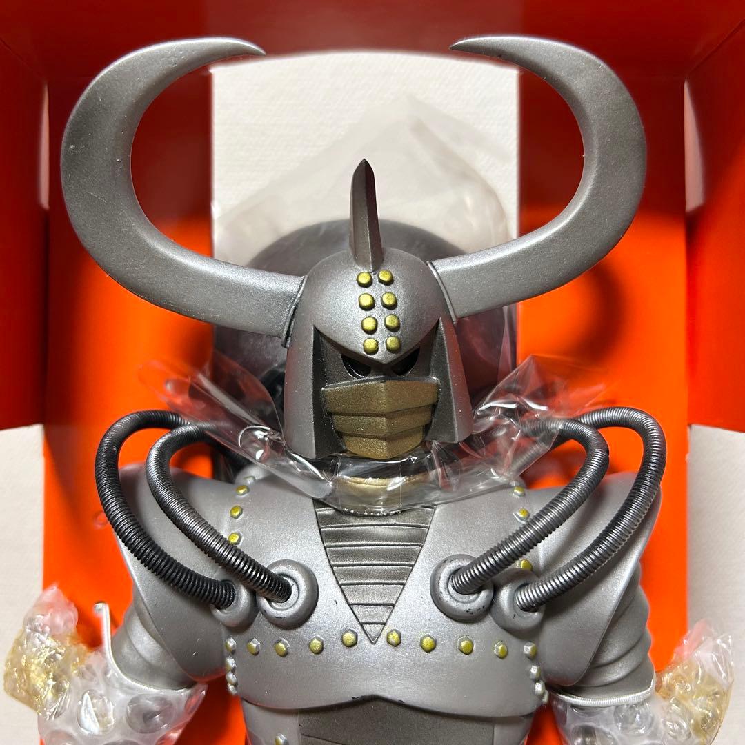 未使用 メディコムトイ RAH 鋼鉄参謀 仮面ライダーストロンガー フィギュア