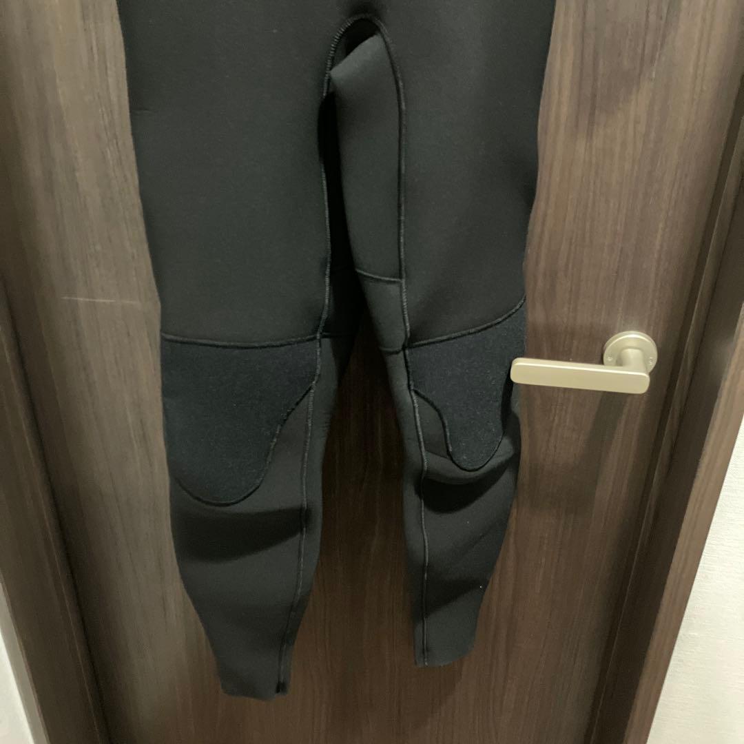 新品　クイックシルバー　ウェットスーツ