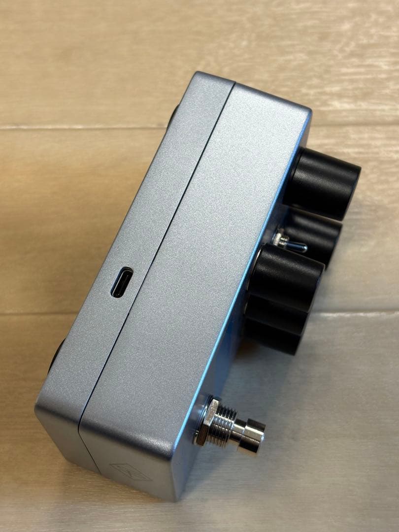 Universal Audio UAFX 1176 コンプレッサー　新品同様
