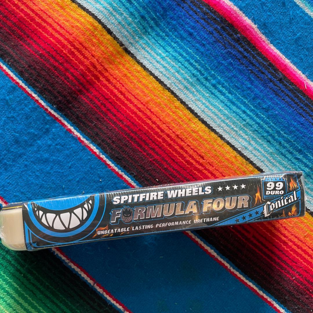 Spitfire フォーマル4コニカル54mm 99a ウィール定価¥9,130