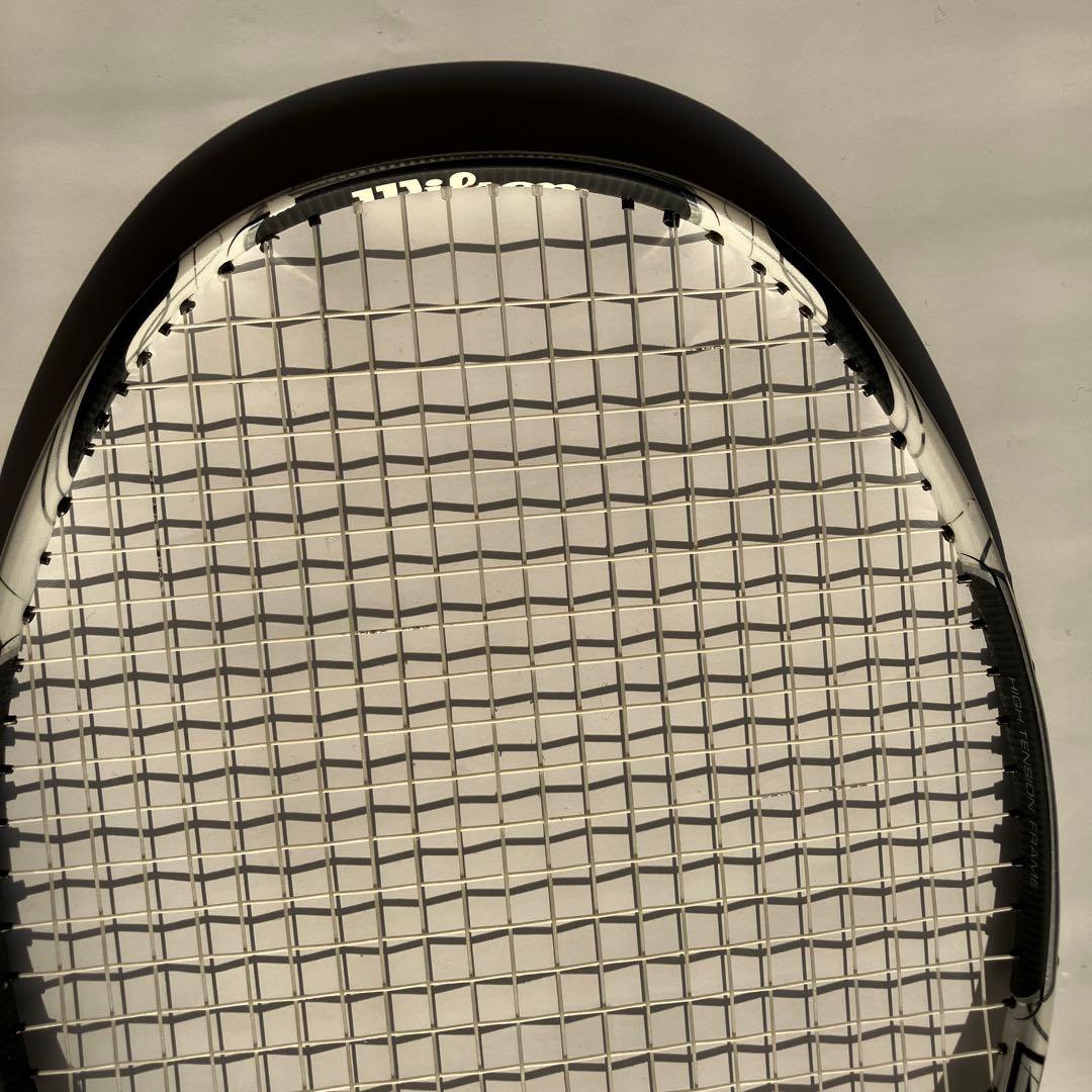 Wilsonバドミントンラケット ZONEホワイト ブラック