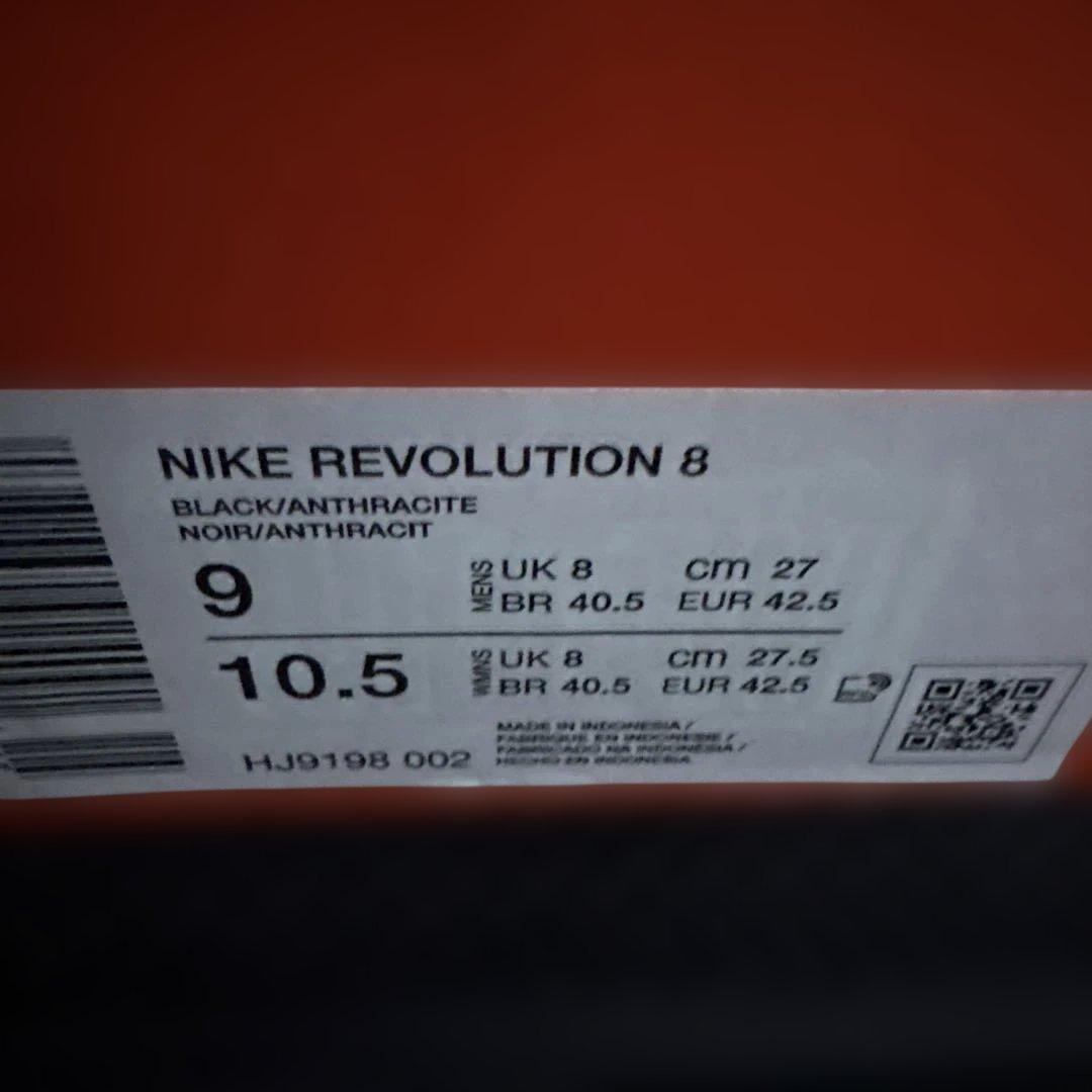 NIKE REVOLUTION8 ブラック　27.0cm