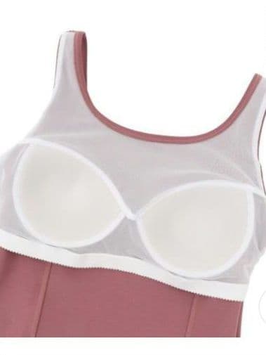【新品タグ付き】DANSKINブラトップエニーモーションタンクトップ/ヨガウェア