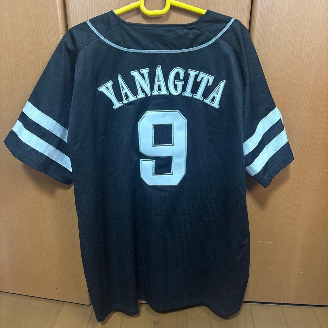 柳田悠岐 ビジターユニフォーム