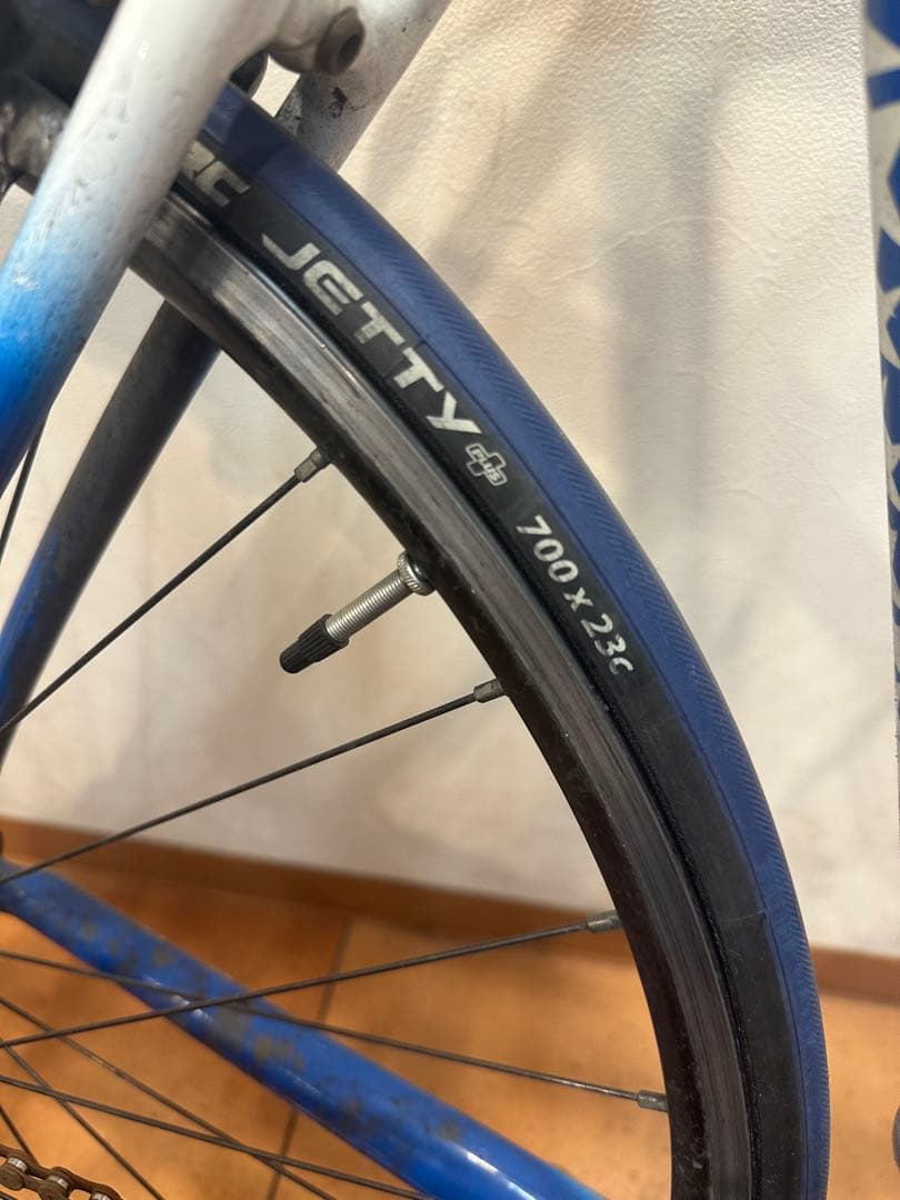 Cannondale USA ロードバイク本体、付属チューブ付き
