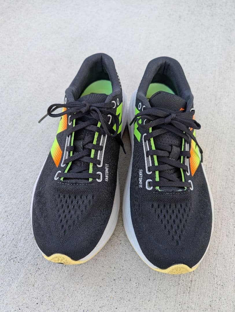 ニューバランスフューエルセルスーパーコンプトレーナー