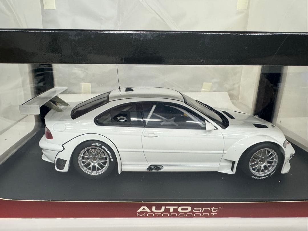 【新品】オートアート M3 GTR Plain Body 1/18 白