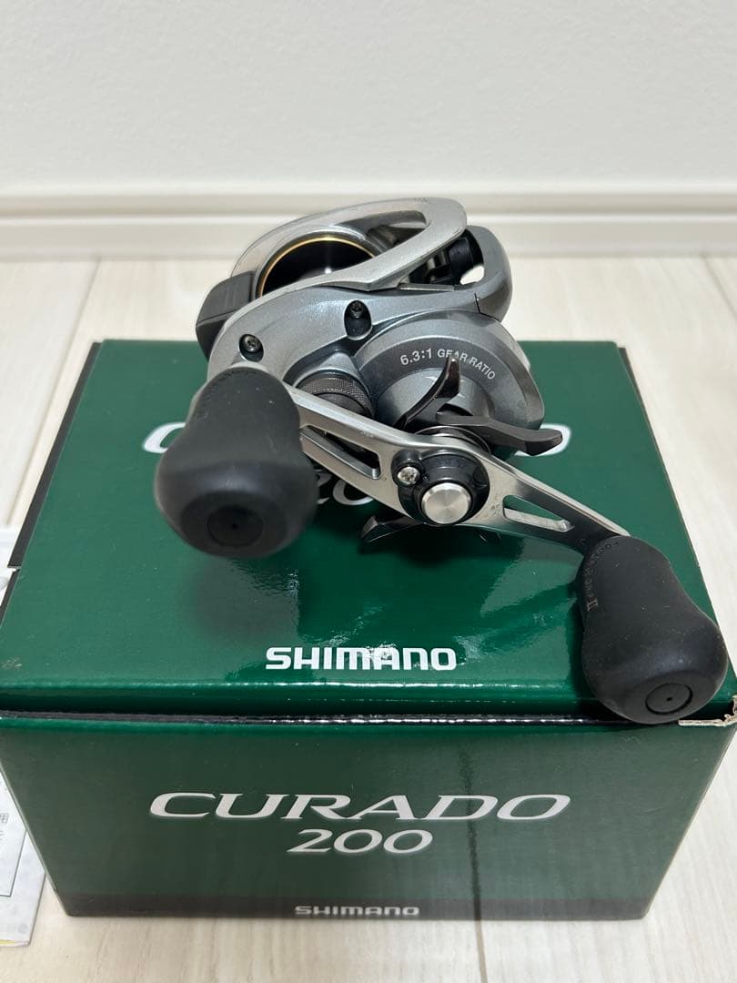 SHIMANO 15CURADO 200 右ハンドル　シマノ　クラド