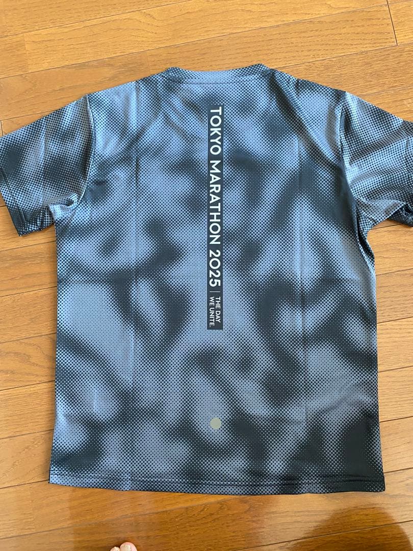 ASICS RUN TOKYO 2025 Tシャツ 新品　サイズM