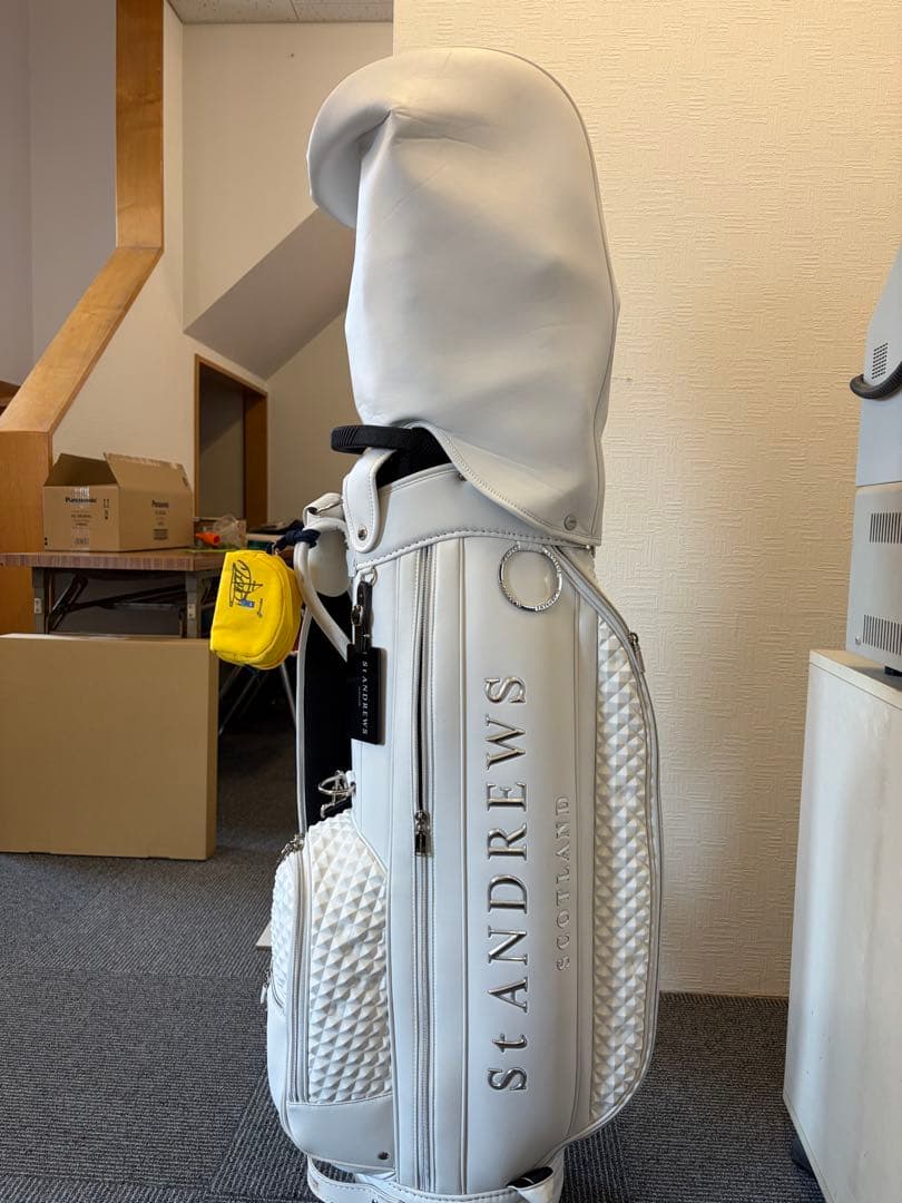 ST ANDREWS ホワイト キャディバッグ