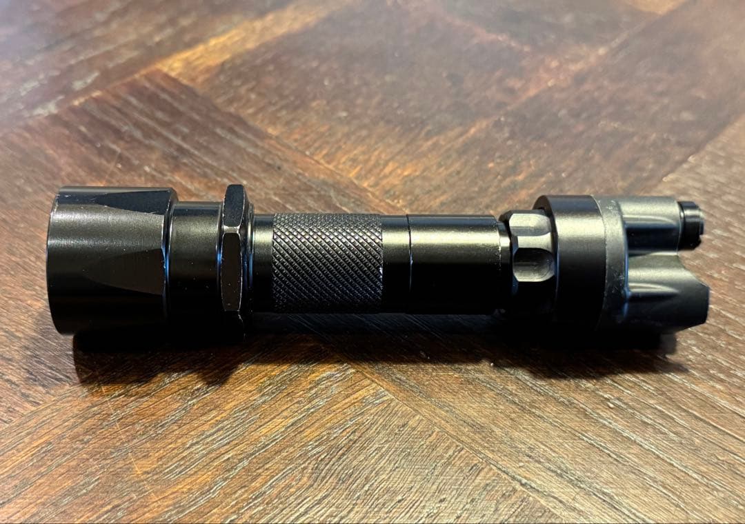 実物SUREFIREシュアファイアM660トレポン vfc ptwエボルトGHK