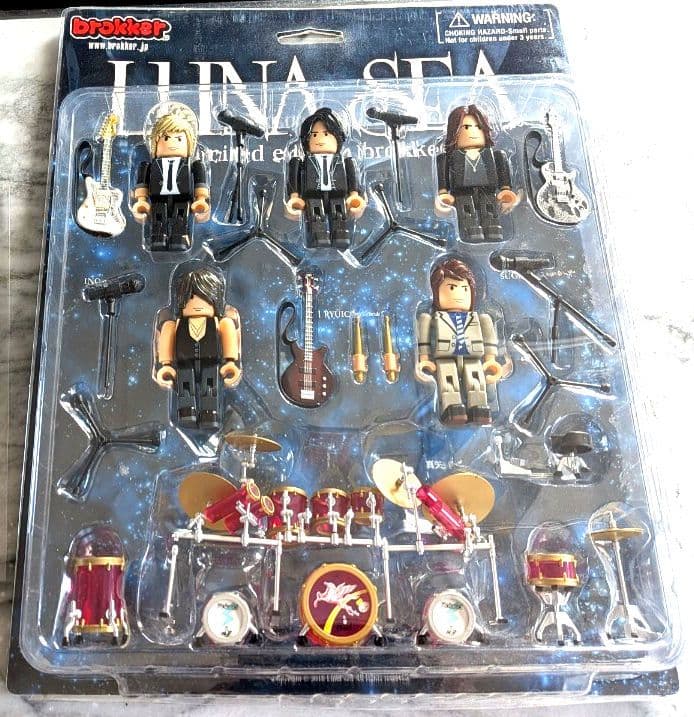 限定ステッカー＆元箱付き新品フィギュアbrokkerブロッカーLUNA SEA幻