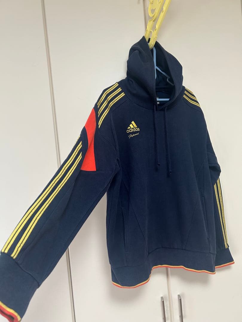 Adiddas Professional ジャージセットアップ O/XL。