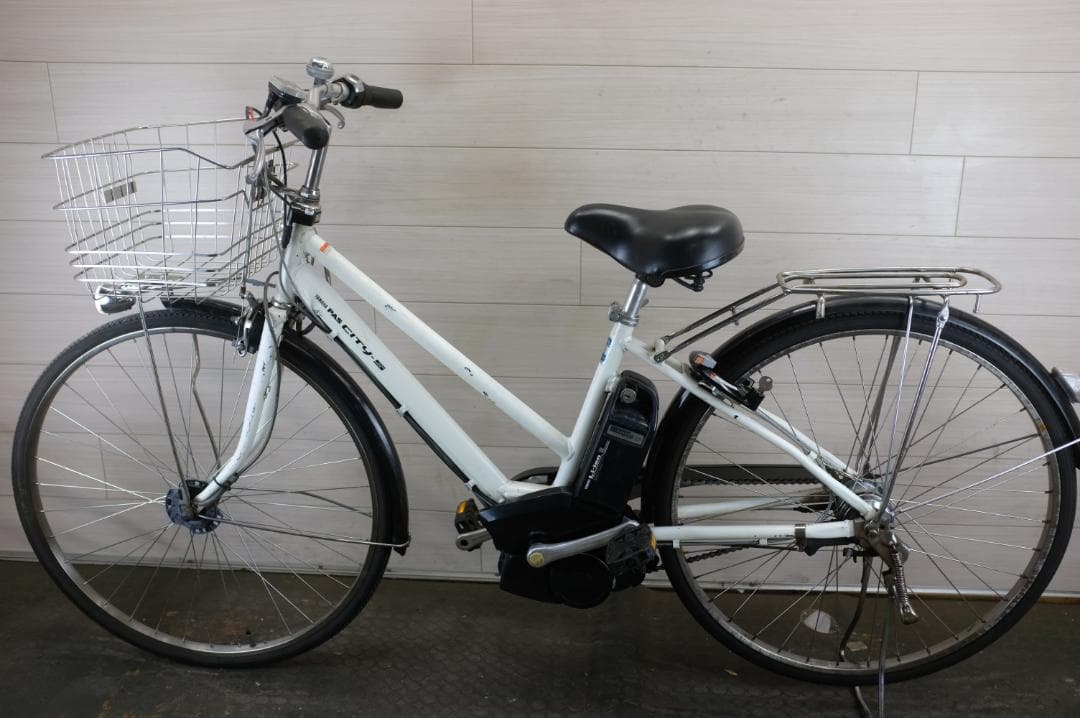 電動自転車ヤマハPAS　27インチ　3段　8.1Ah充電器あり