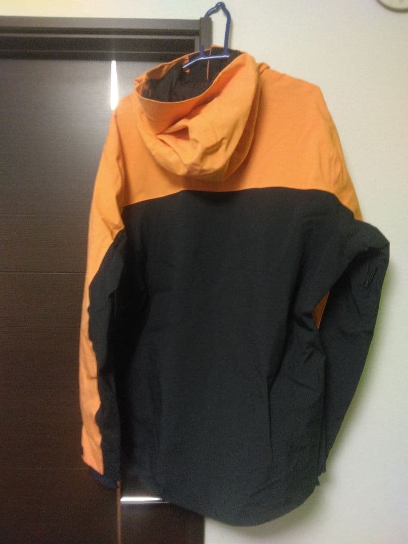新品 OAKLEY パフォーマンスフィット XL スノー ジャケット