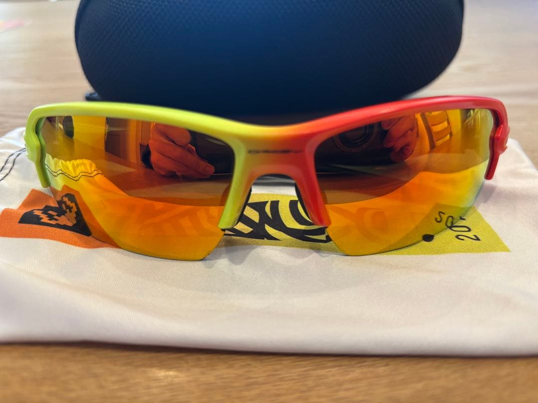 Oakley スポーツサングラス ミラー加工