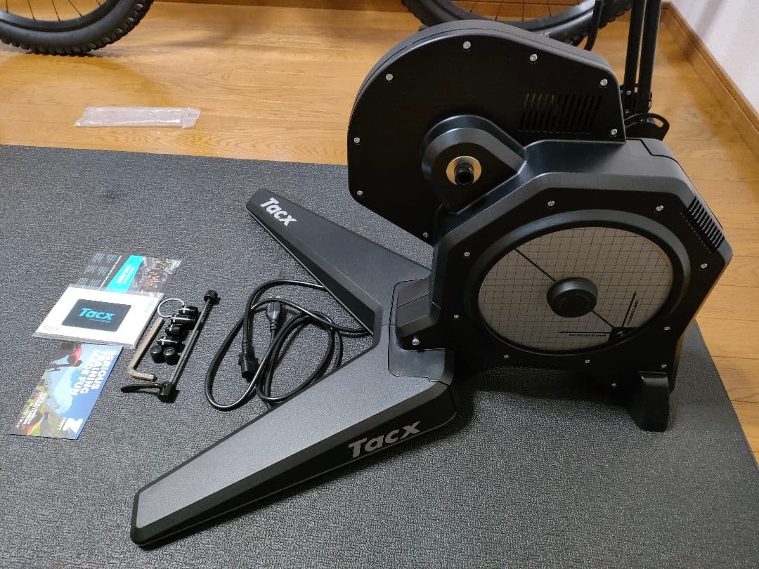 【美品】GARMIN Tacx FLUX S Smart スマートトレーナー