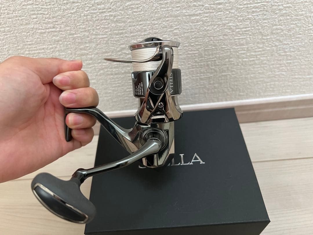 SHIMANO 22 STELLA 3000MHG スピニングリール
