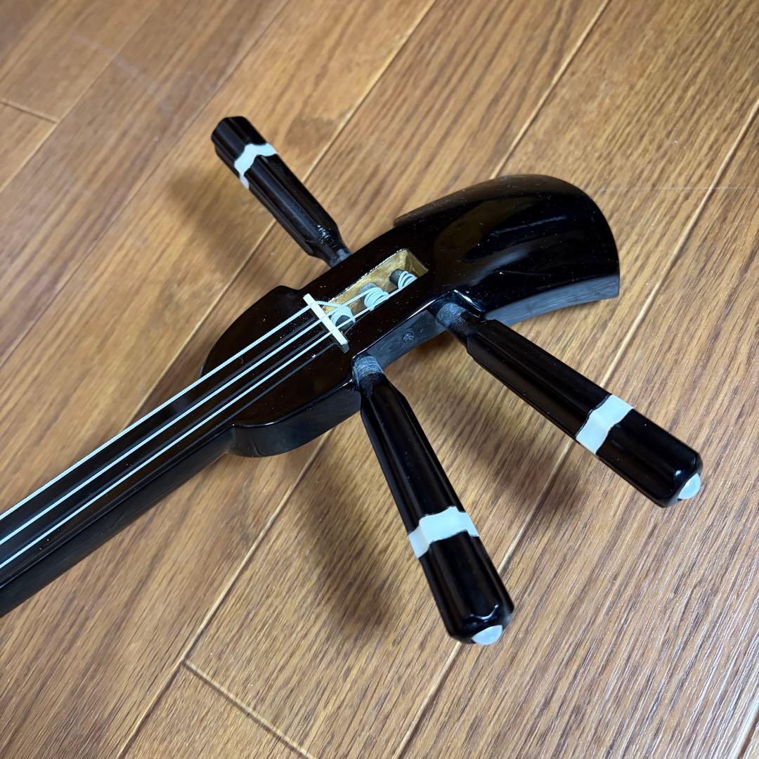 超美品 沖縄三味線 三線 蛇皮 民謡 和楽器 沖縄