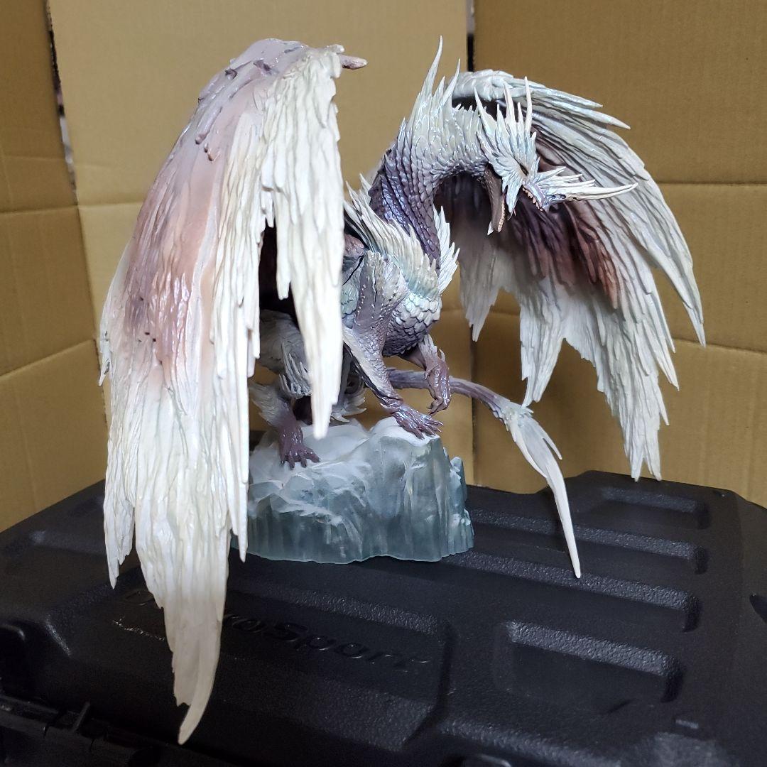 モンスターハンター イヴェルカーナ フィギュア　1番くじ