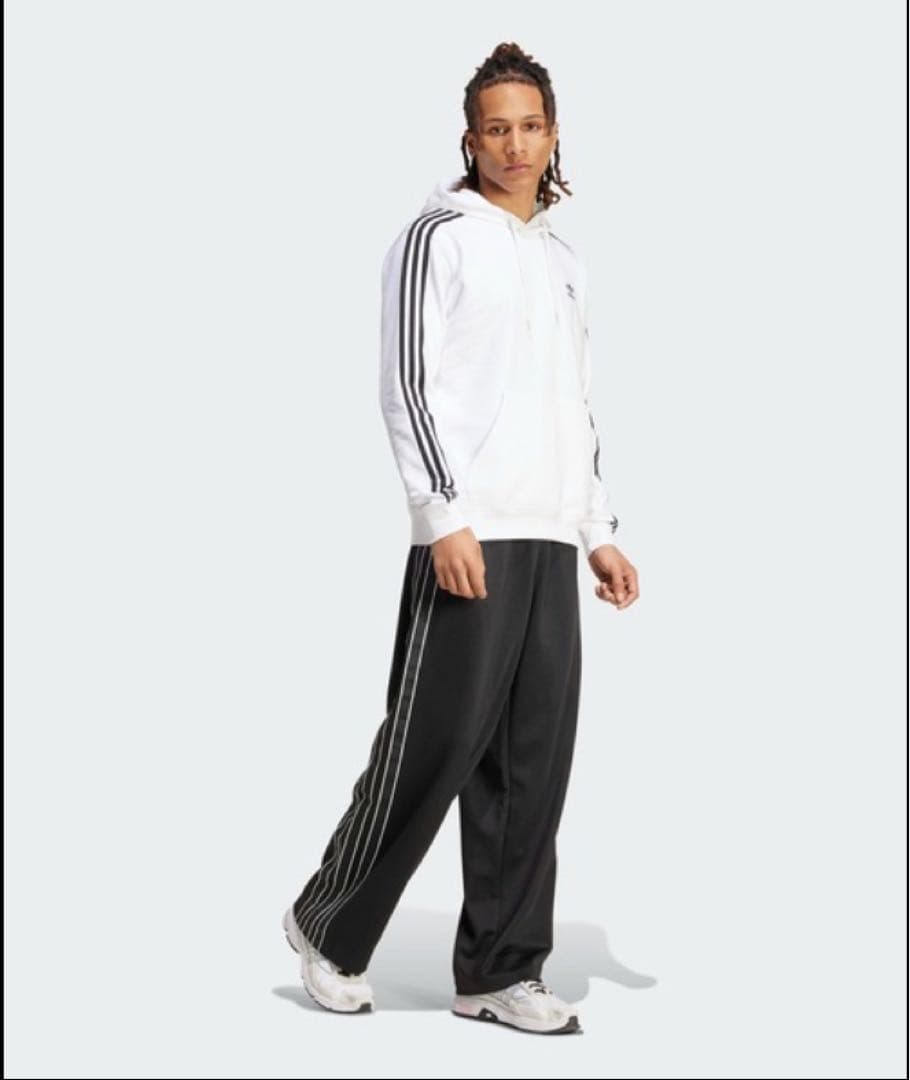 【新品タグ付き】adidas Originals Q4 FS / 黒 3XL