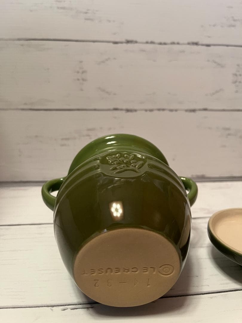 ルクルーゼ　オリーブポット　木製フォーク付き レア　箱なし未使用