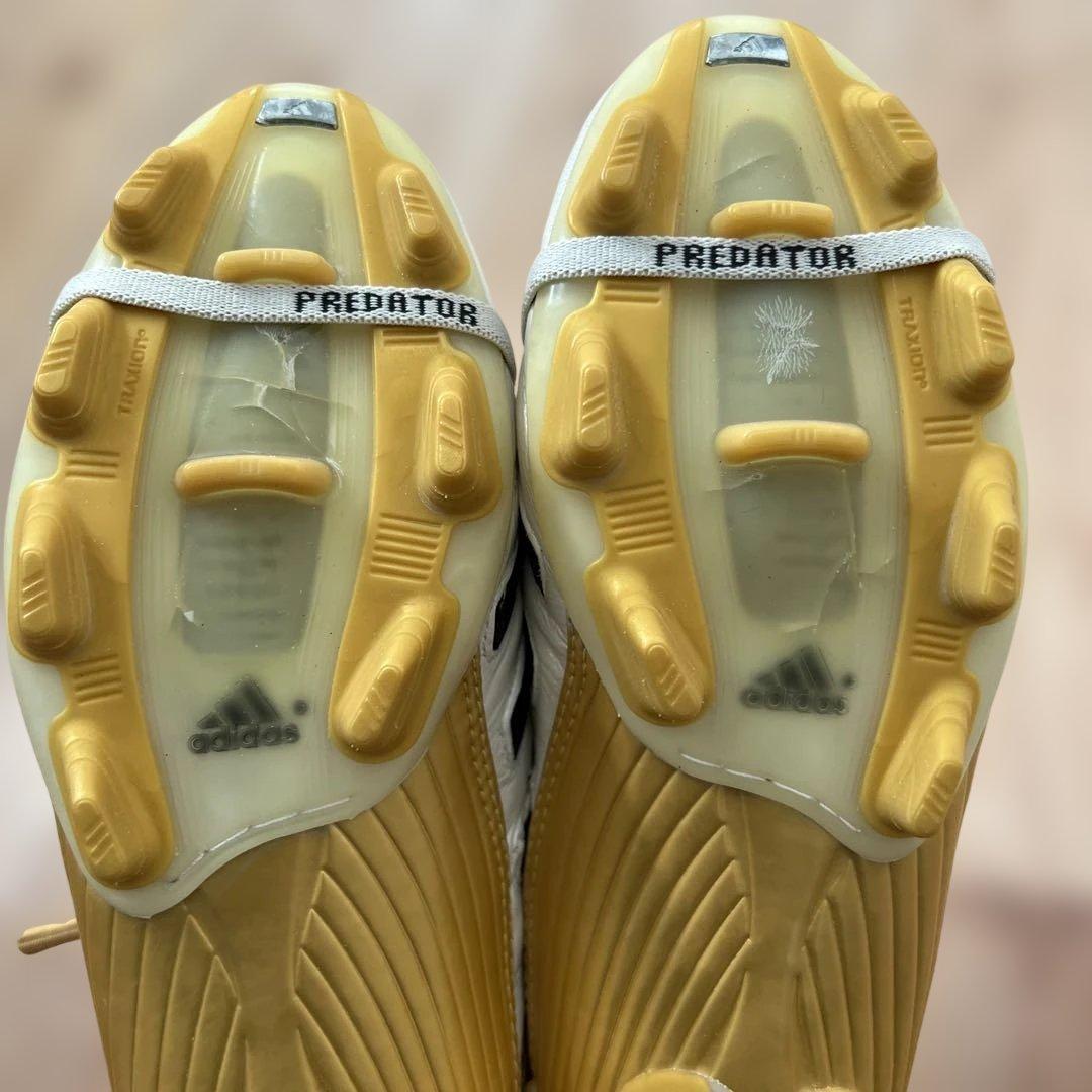 adidas プレデターアブソリュートFG ホワイト/ゴールド　25.5