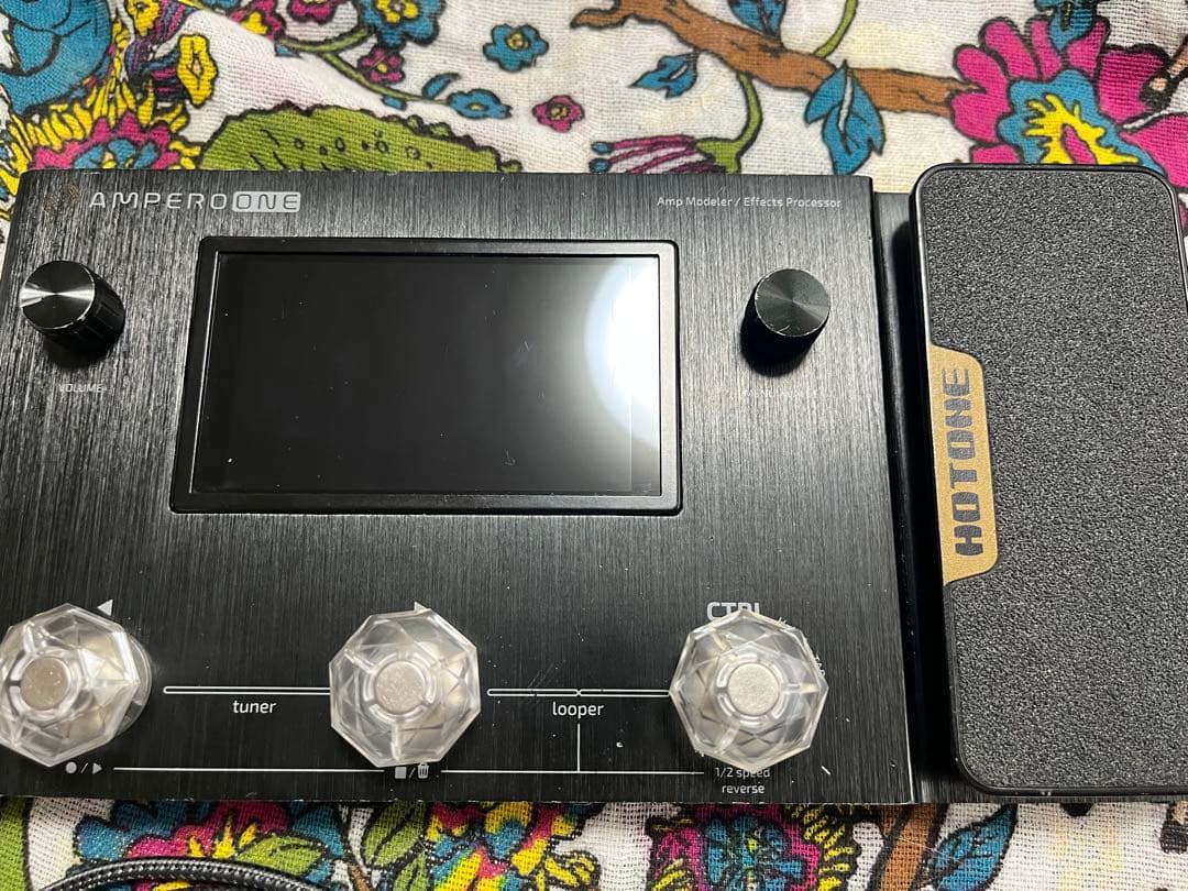 Hotone Ampero One（MP-80） ギターエフェクター