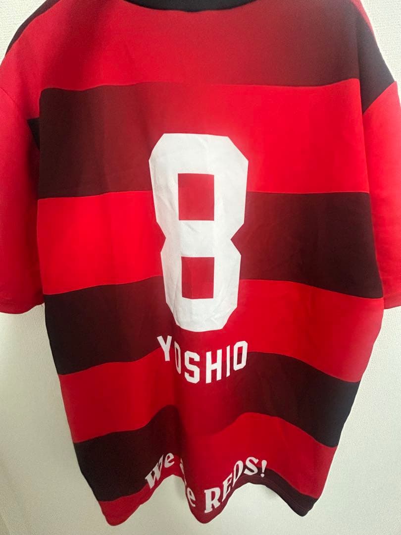 浦和レッズ YOSHIO 8番 シャツ