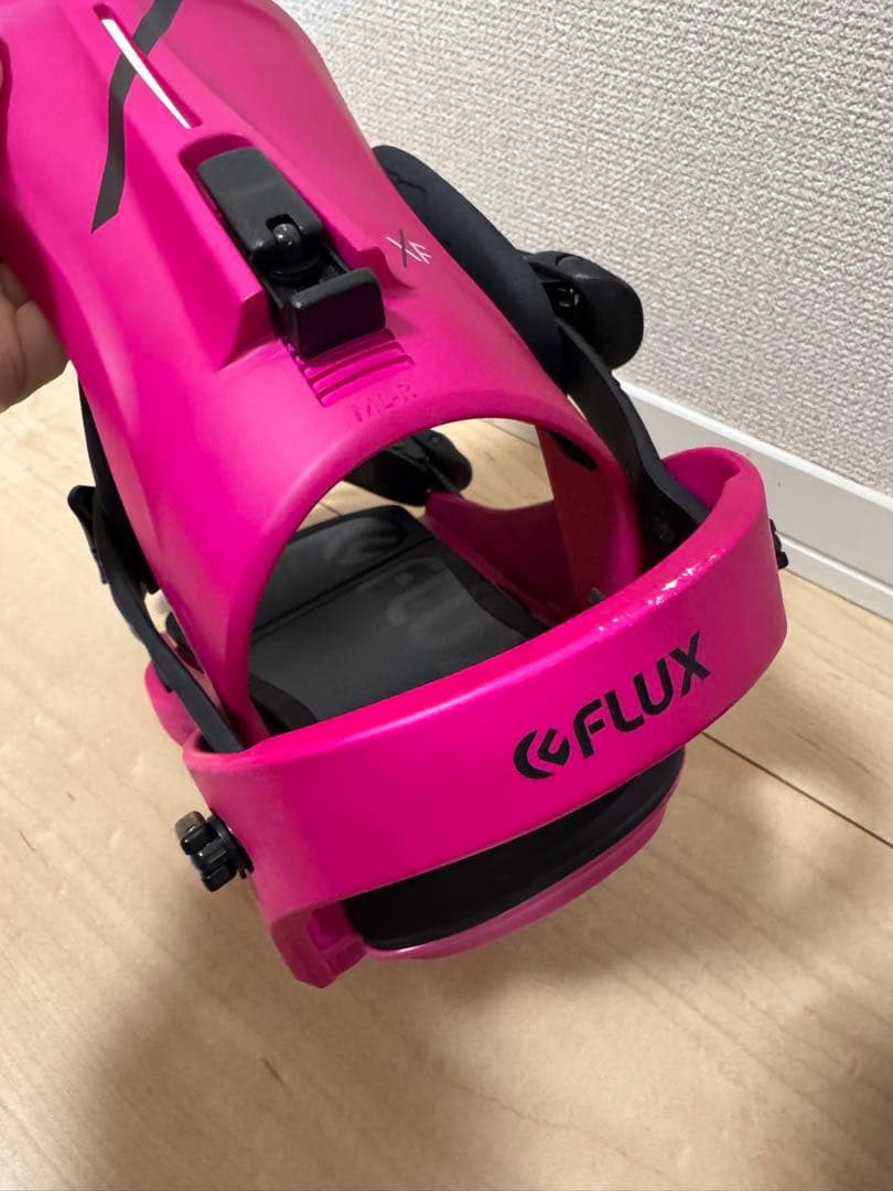 FLUX XF ビンディング ネオンピンク 18-19モデル