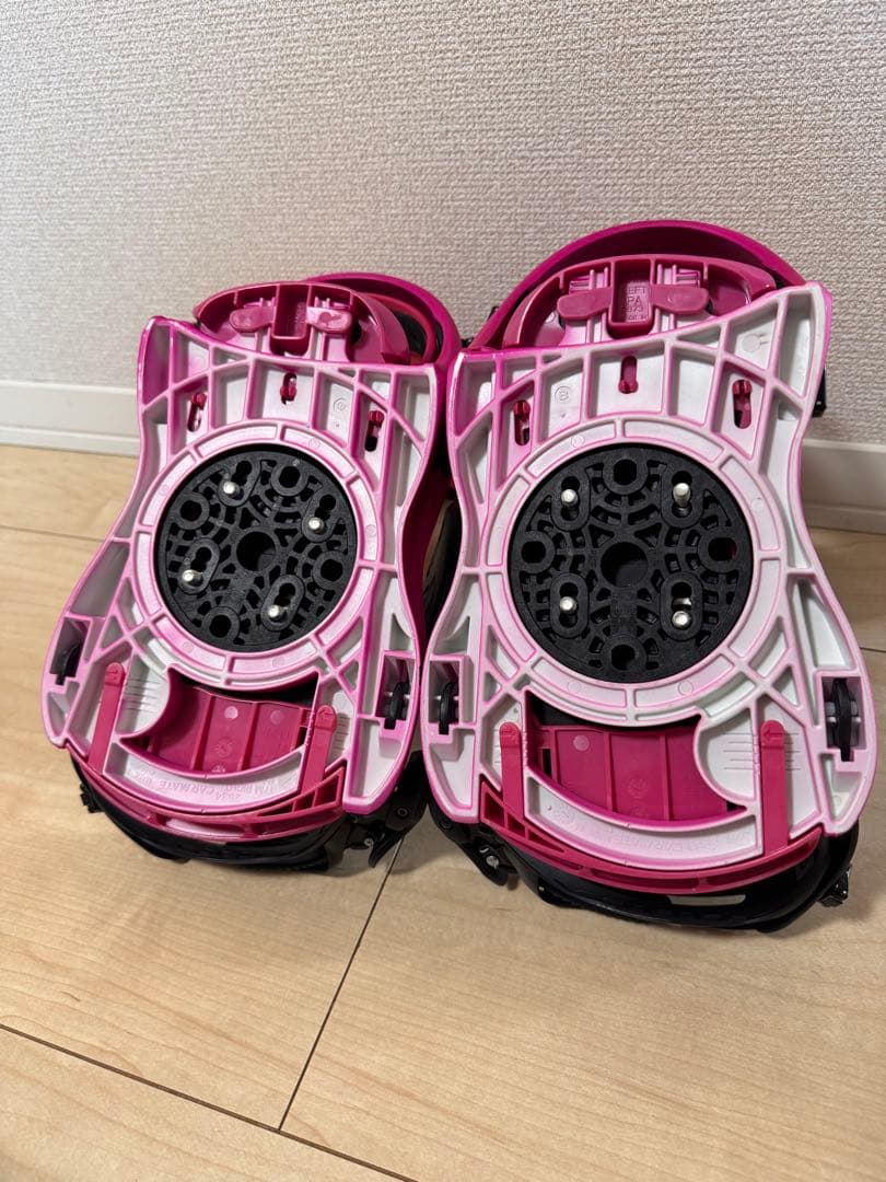 FLUX XF ビンディング ネオンピンク 18-19モデル