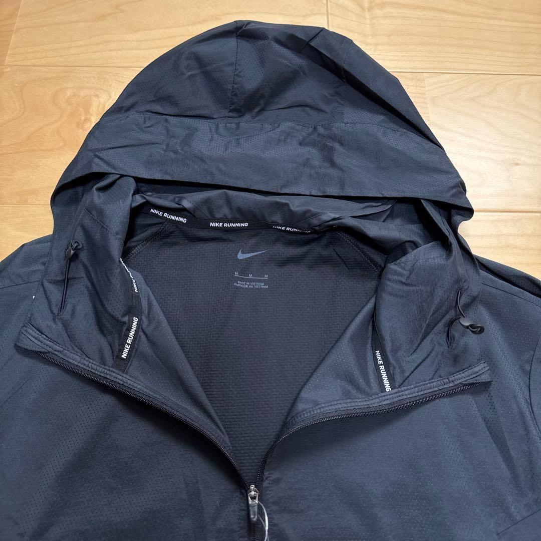 NIKE ランニングジャケット　ウィンドランナー　フルジップ　黒　Lサイズ　新品