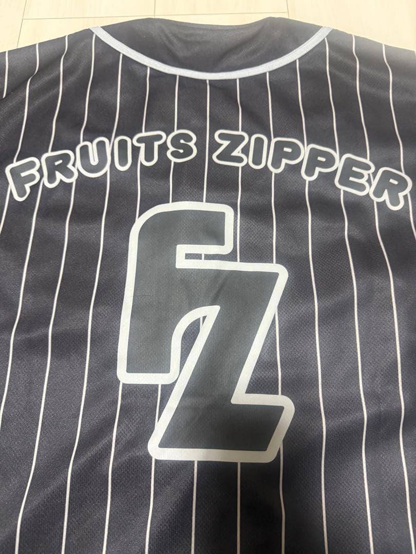 FRUITS ZIPPER 黒 ユニフォーム