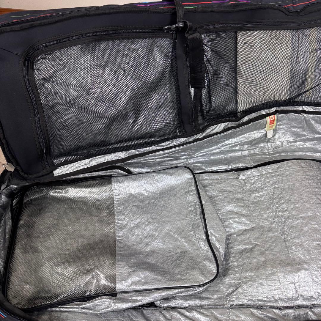 専用Burton キャスター付き スノーボードバッグ156cm
