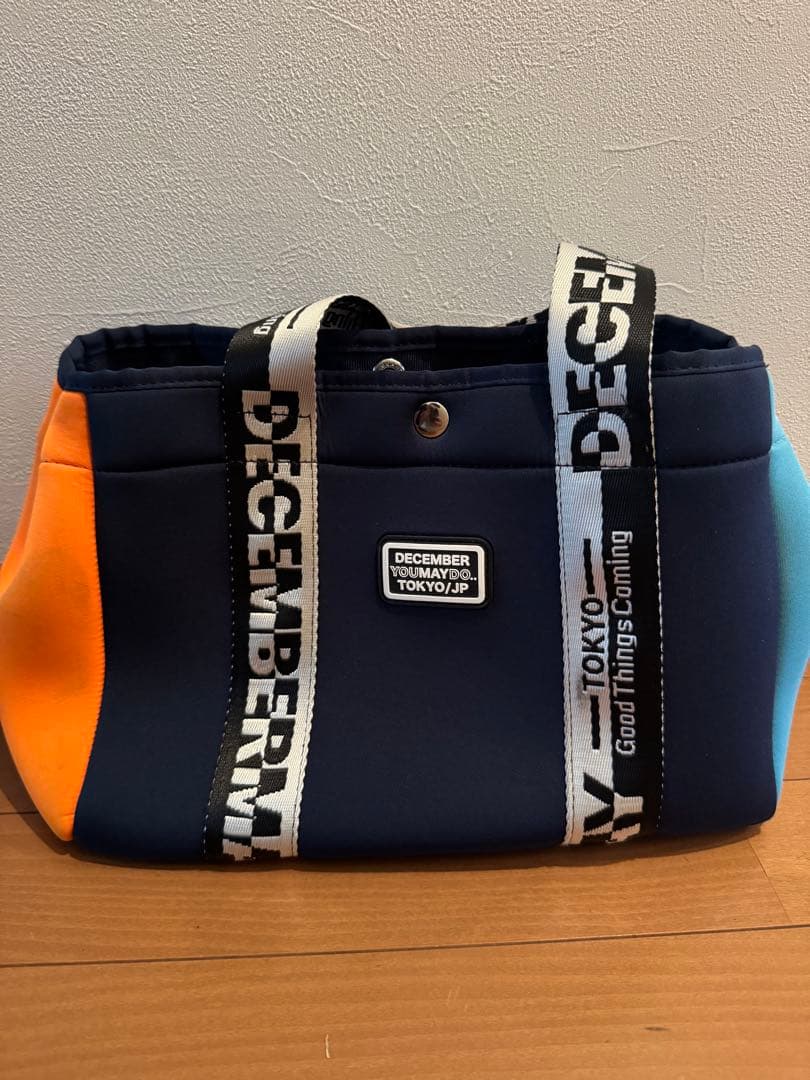 ディセンバーメイ　カートバッグ